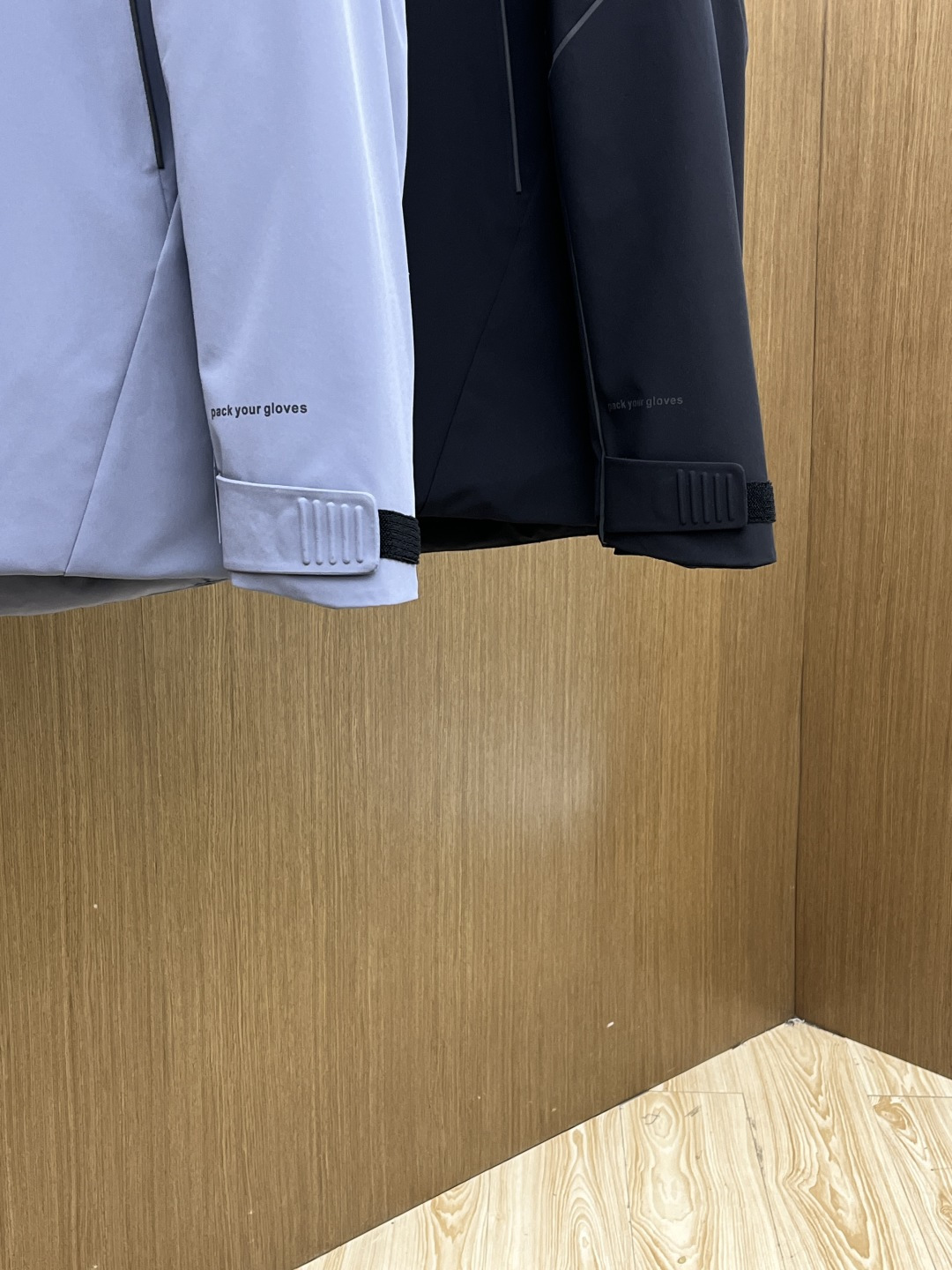 秋冬羽绒 Mon 🔥🔥高版本 25FW秋冬季新款！-Moncl*r男士户外休闲连帽中长款，高端轻奢的时尚