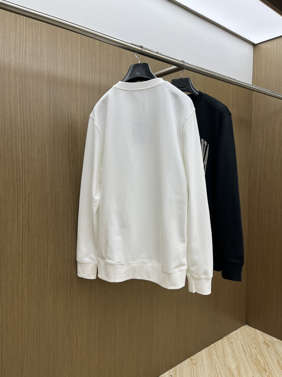 秋冬 DG. 🔥FW早秋新款圆领卫衣，男女同款！独特吸引人的眼球，这一款卫衣品相品质都在线，舒适度，一如