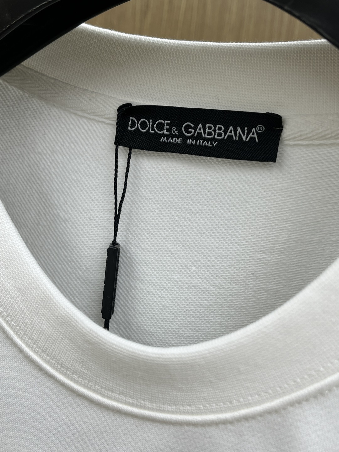 秋冬 DG. 🔥FW早秋新款圆领卫衣，男女同款！独特吸引人的眼球，这一款卫衣品相品质都在线，舒适度，一如