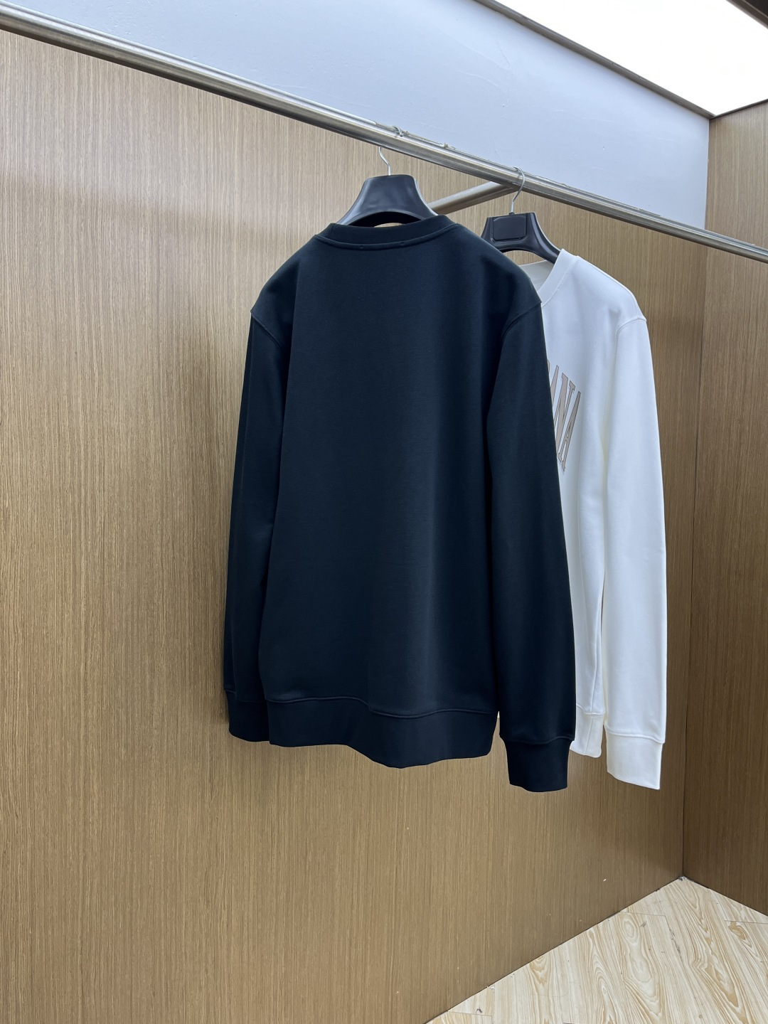 秋冬 DG 🔥FW早秋新款圆领卫衣，男女同款！独特吸引人的眼球，这一款卫衣品相品质都在线，舒适度，一如既