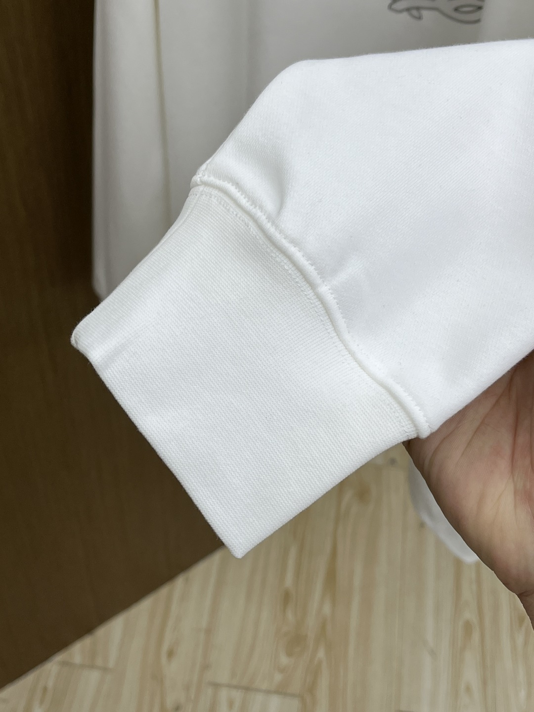 秋冬 DG 🔥FW早秋新款圆领卫衣，男女同款！独特吸引人的眼球，这一款卫衣品相品质都在线，舒适度，一如既