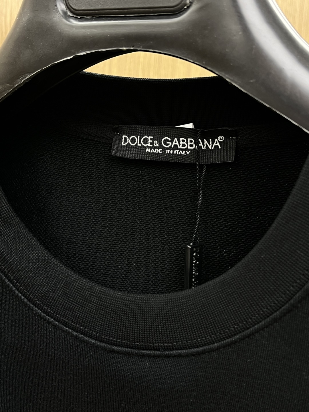 秋冬 DG 🔥FW早秋新款圆领卫衣，男女同款！独特吸引人的眼球，这一款卫衣品相品质都在线，舒适度，一如既