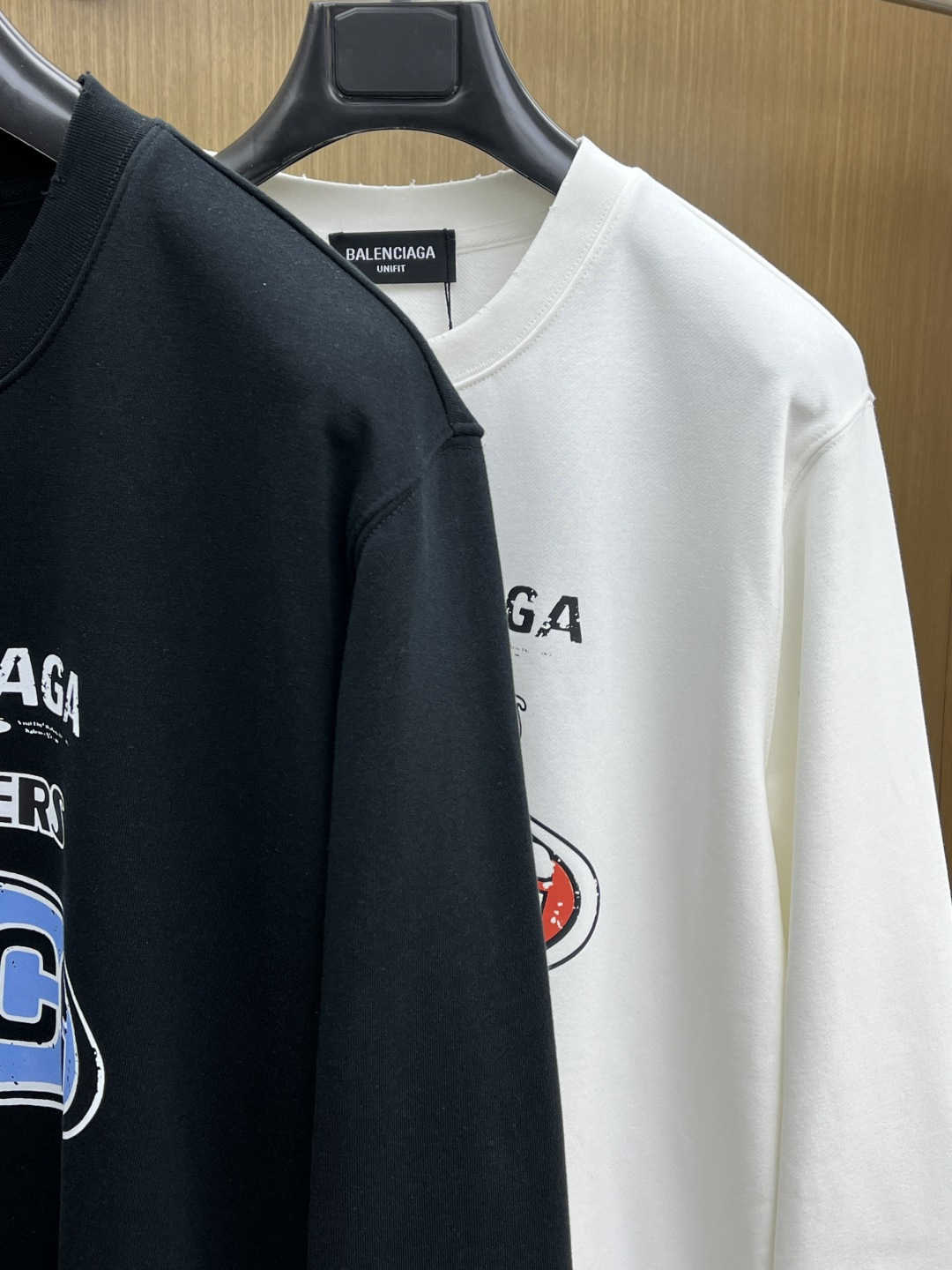 秋冬 BBG 🔥FW早秋新款圆领卫衣，男女同款！独特吸引人的眼球，这一款卫衣品相品质都在线，舒适度，一如