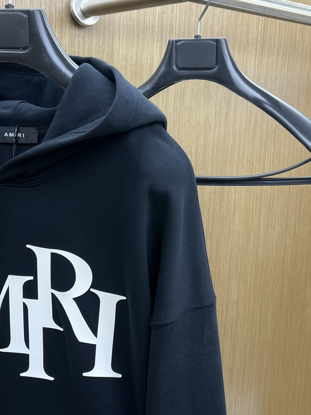 秋冬 AMIRI 🔥FW早秋新款宽版连帽卫衣，男女同款！独特吸引人的眼球，这一款连帽卫衣品相品质都在线，