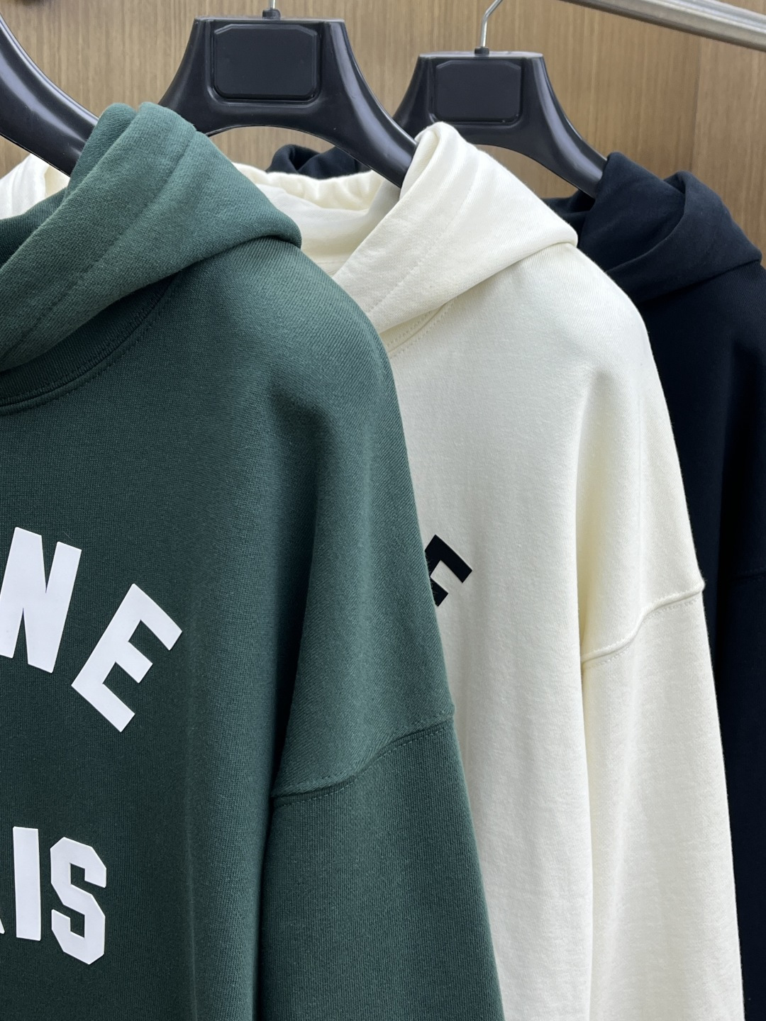 秋冬 CELINE 🔥FW早秋新款宽版连帽卫衣，男女同款！独特吸引人的眼球，这一款连帽卫衣品相品质都在线