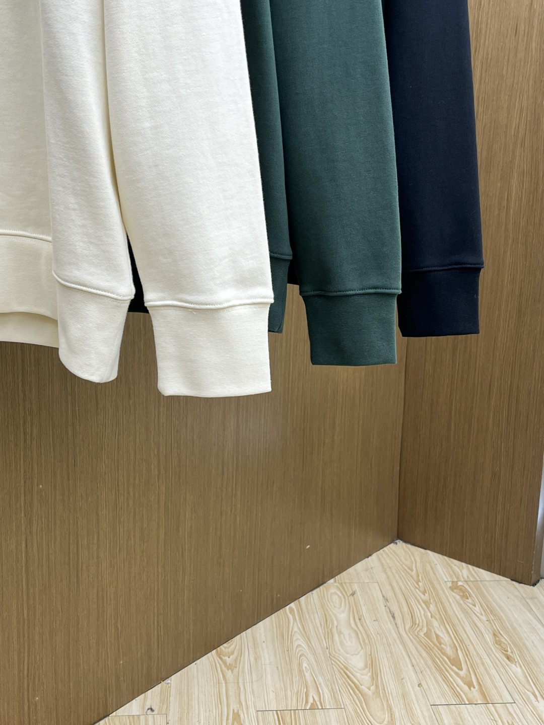 秋冬 Celine 🔥FW早秋新款宽版连帽卫衣，男女同款！独特吸引人的眼球，这一款连帽卫衣品相品质都在线