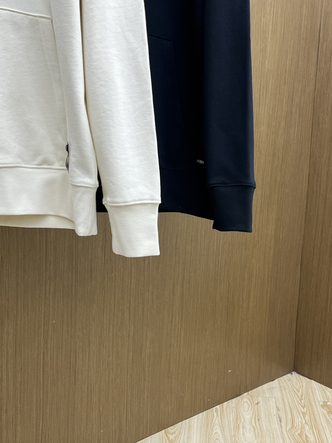 秋冬 FD 🔥FW早秋新款宽版连帽卫衣，男女同款！独特吸引人的眼球，这一款连帽卫衣品相品质都在线，舒适度