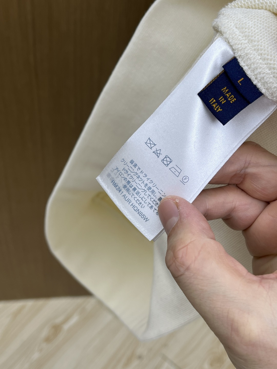 秋冬 LV 🔥FW早秋新款宽版连帽卫衣，男女同款！独特吸引人的眼球，这一款连帽卫衣品相品质都在线，舒适度