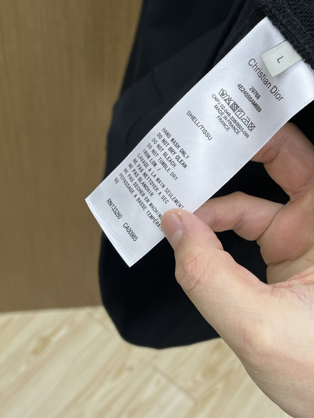 秋冬 CD 🔥FW早秋新款宽版连帽卫衣，男女同款！独特吸引人的眼球，这一款连帽卫衣品相品质都在线，舒适度