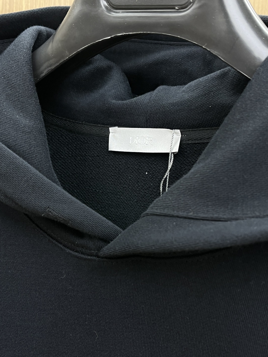 秋冬 CD 🔥FW早秋新款宽版连帽卫衣，男女同款！独特吸引人的眼球，这一款连帽卫衣品相品质都在线，舒适度