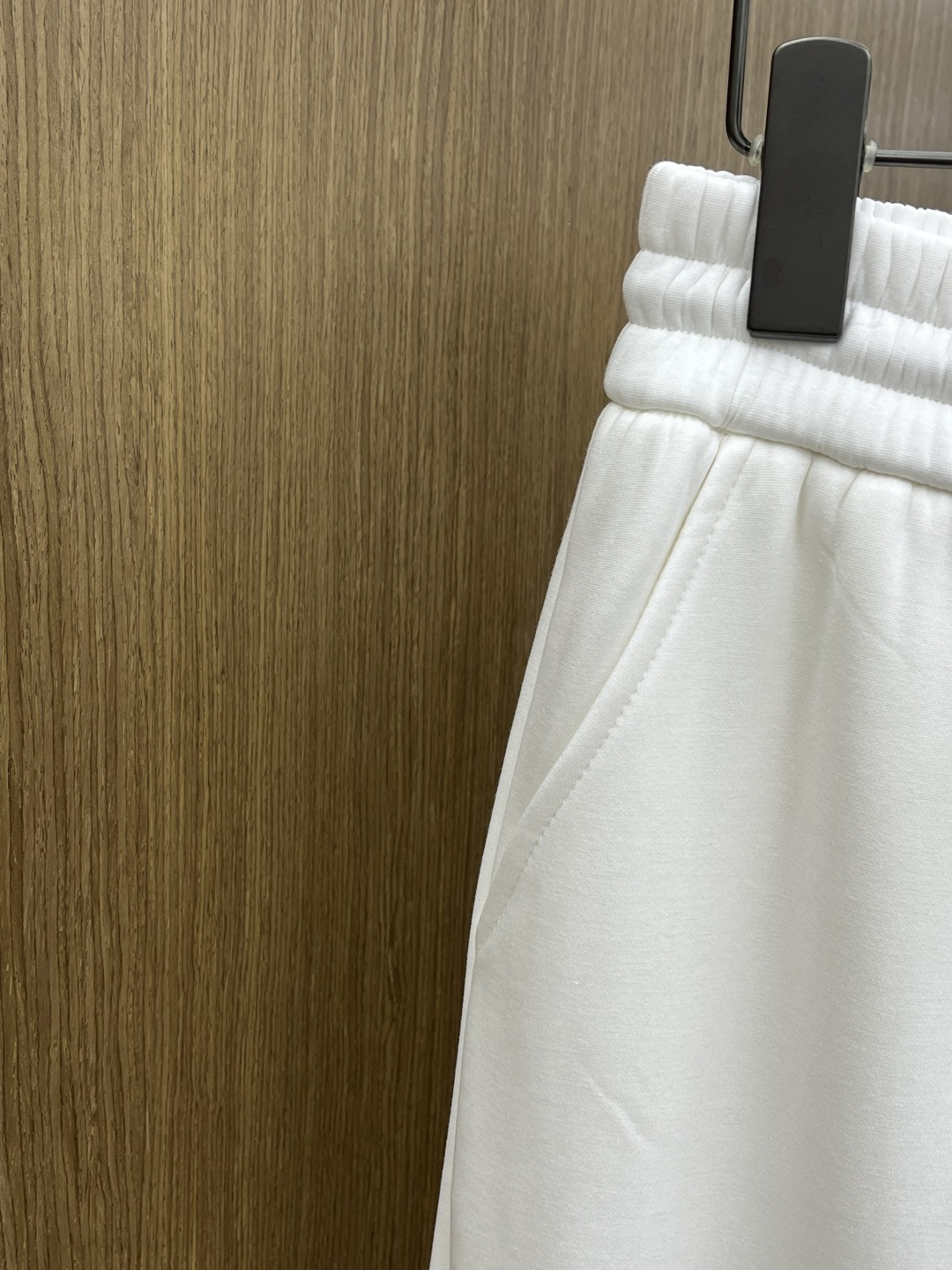 🌾 秋冬加绒款 DG 🔥🔥ss秋冬新款休闲裤加绒直筒 高端版本！定制面料 透气舒适度高，细节无可挑剔。品