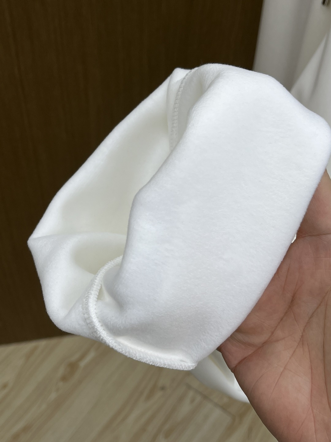 🌾 秋冬加绒款 DG 🔥🔥ss秋冬新款休闲裤加绒直筒 高端版本！定制面料 透气舒适度高，细节无可挑剔。品