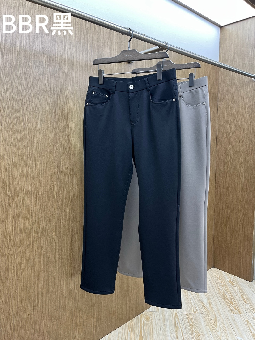 秋冬 BBR 🔥🔥秋冬新品休闲西裤 官网同步发售，裤身工艺设计，进口客供辅料、面料定制，代工厂出品免检！