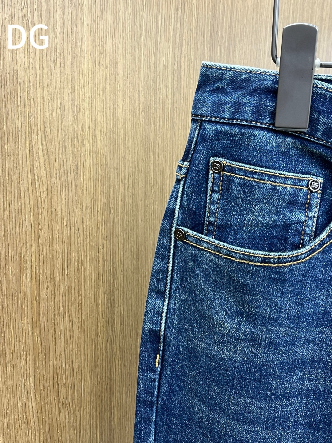 秋冬 DG 🔥🔥秋冬新品休闲牛仔裤 官网同步发售，裤身工艺设计，进口客供辅料、面料定制，代工厂出品免检！