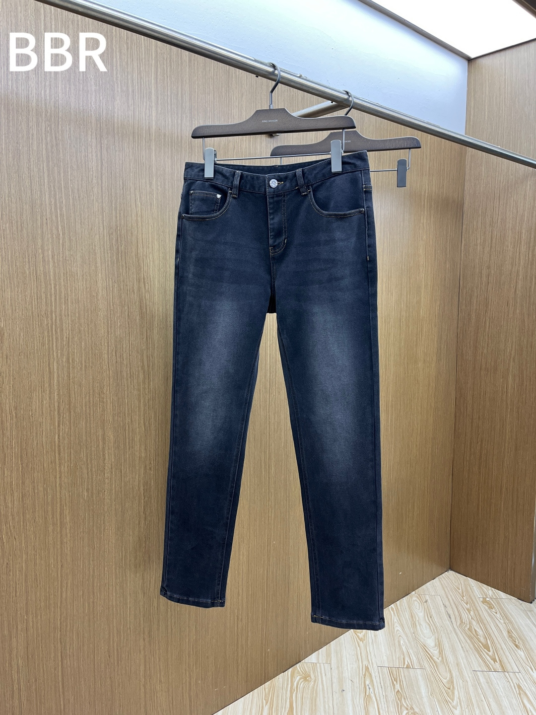 秋冬 BBR 🔥🔥秋冬新品休闲牛仔裤 官网同步发售，裤身工艺设计，进口客供辅料、面料定制，代工厂出品免检