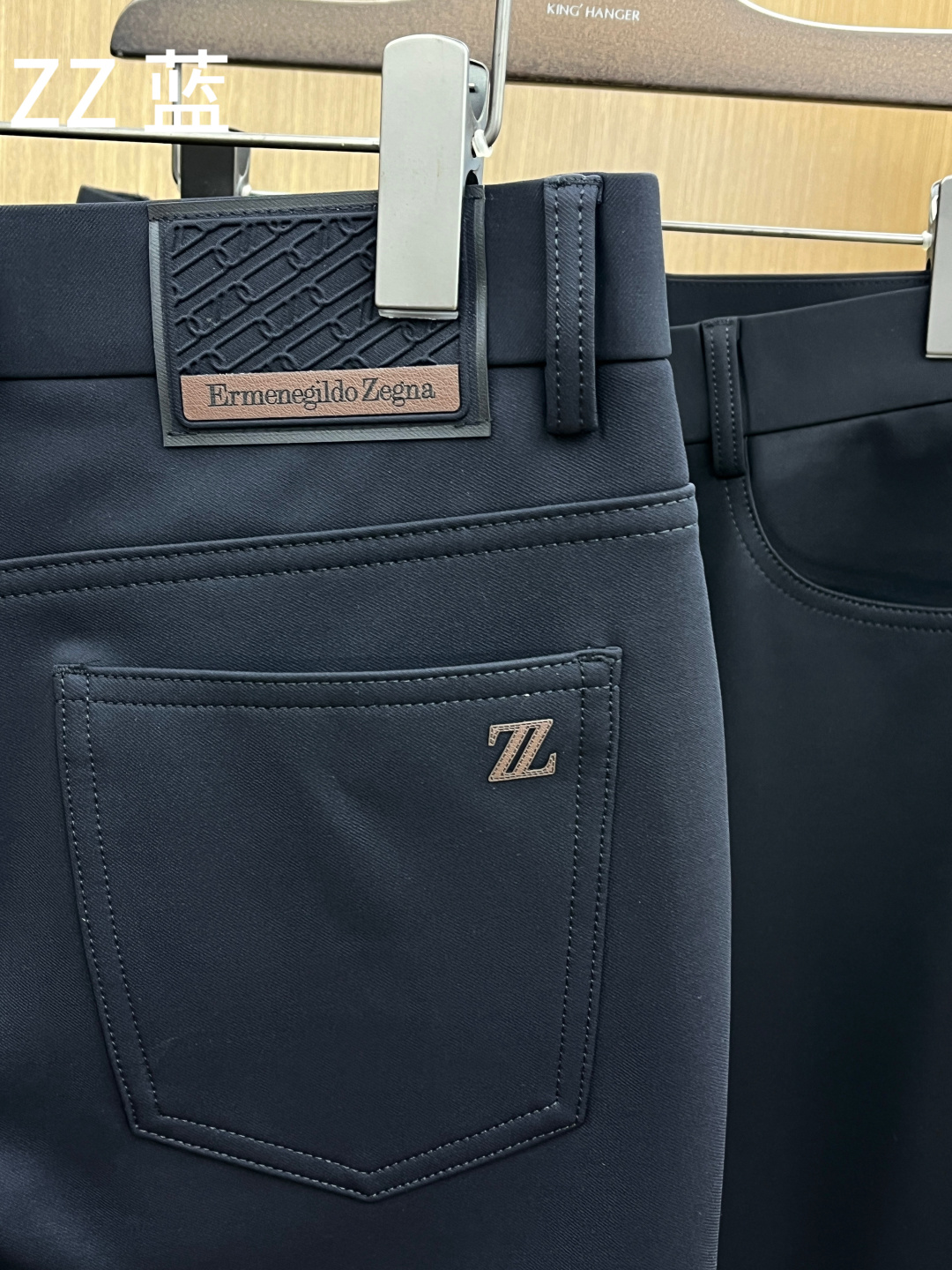 秋冬 ZZ 🔥🔥秋冬新品休闲西裤 官网同步发售，裤身工艺设计，进口客供辅料、面料定制，代工厂出品免检！每