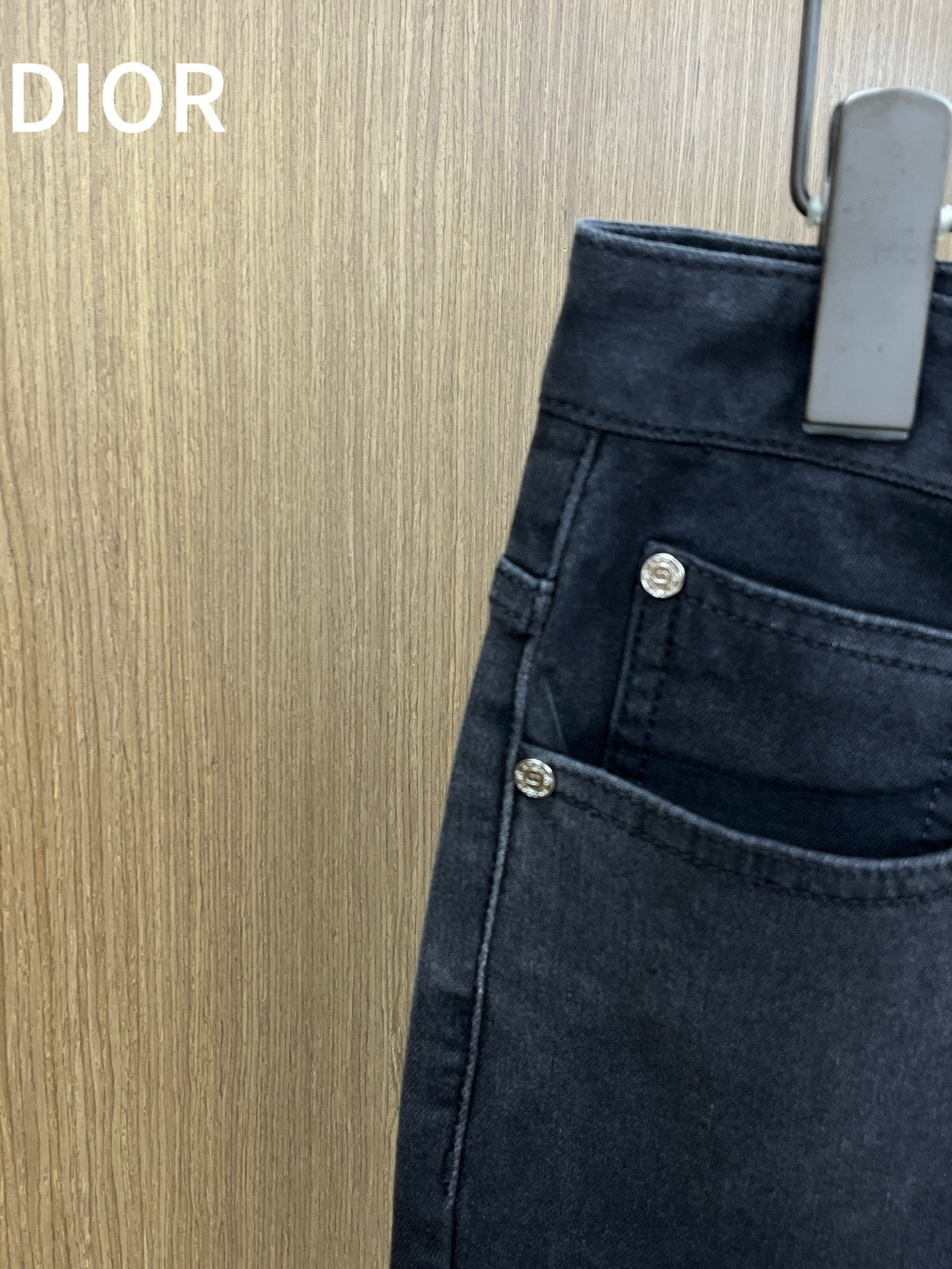 秋冬 CD 🔥🔥秋冬新品休闲牛仔裤 官网同步发售，裤身工艺设计，进口客供辅料、面料定制，代工厂出品免检！