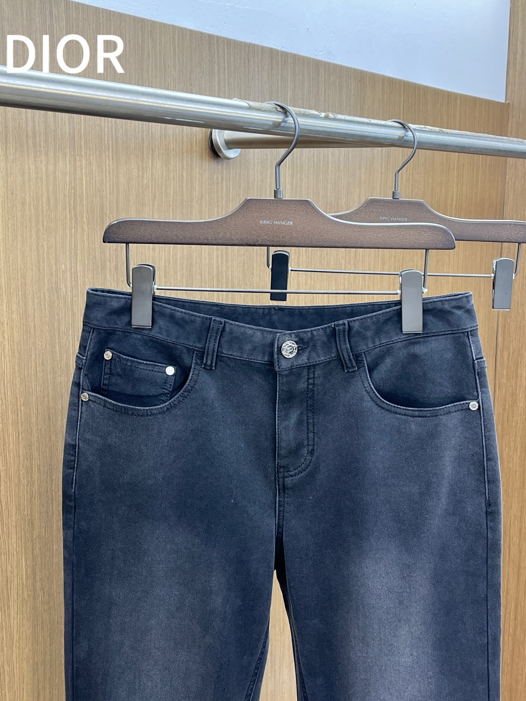秋冬 CD 🔥🔥秋冬新品休闲牛仔裤 官网同步发售，裤身工艺设计，进口客供辅料、面料定制，代工厂出品免检！