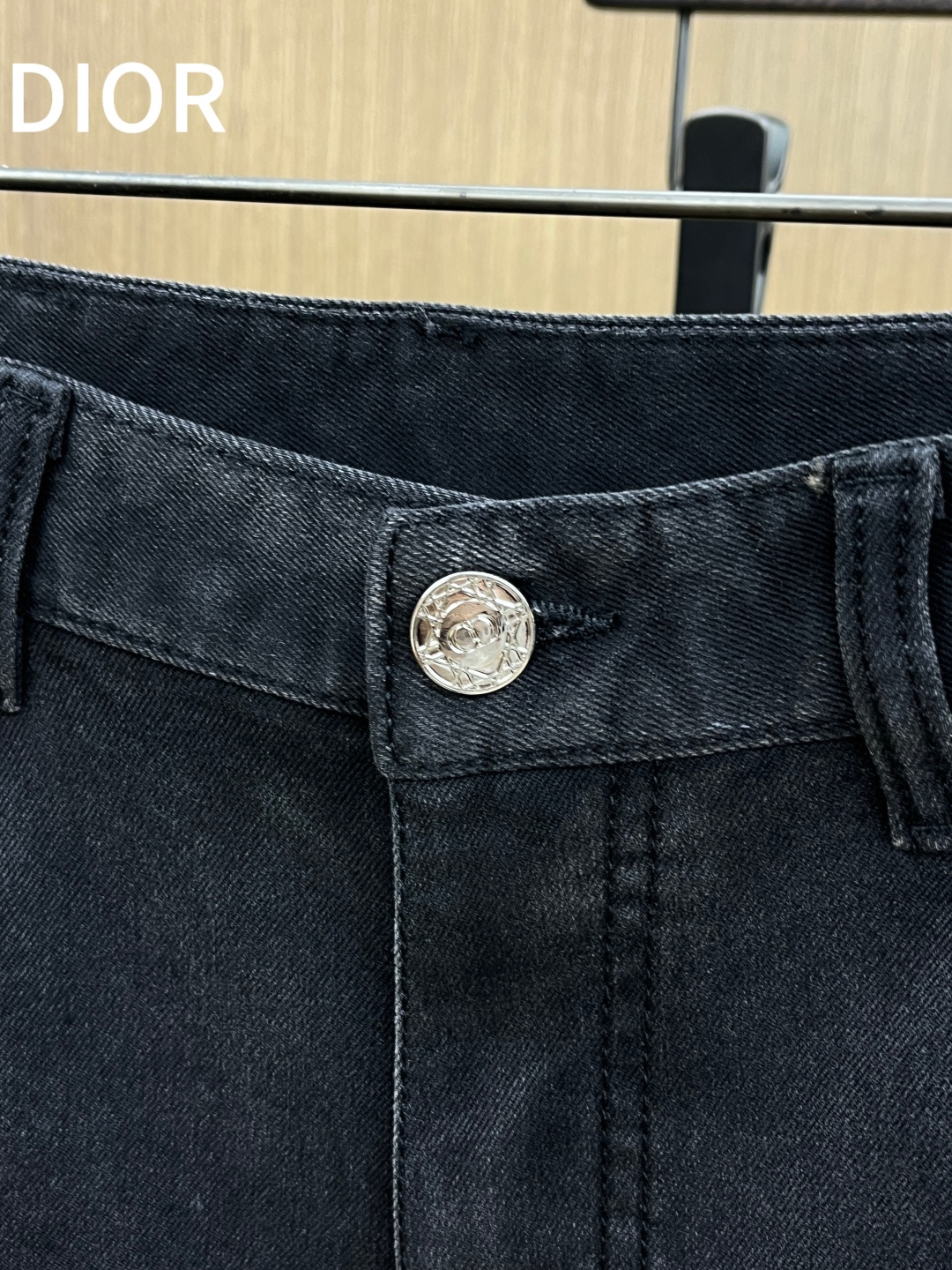 秋冬 CD 🔥🔥秋冬新品休闲牛仔裤 官网同步发售，裤身工艺设计，进口客供辅料、面料定制，代工厂出品免检！