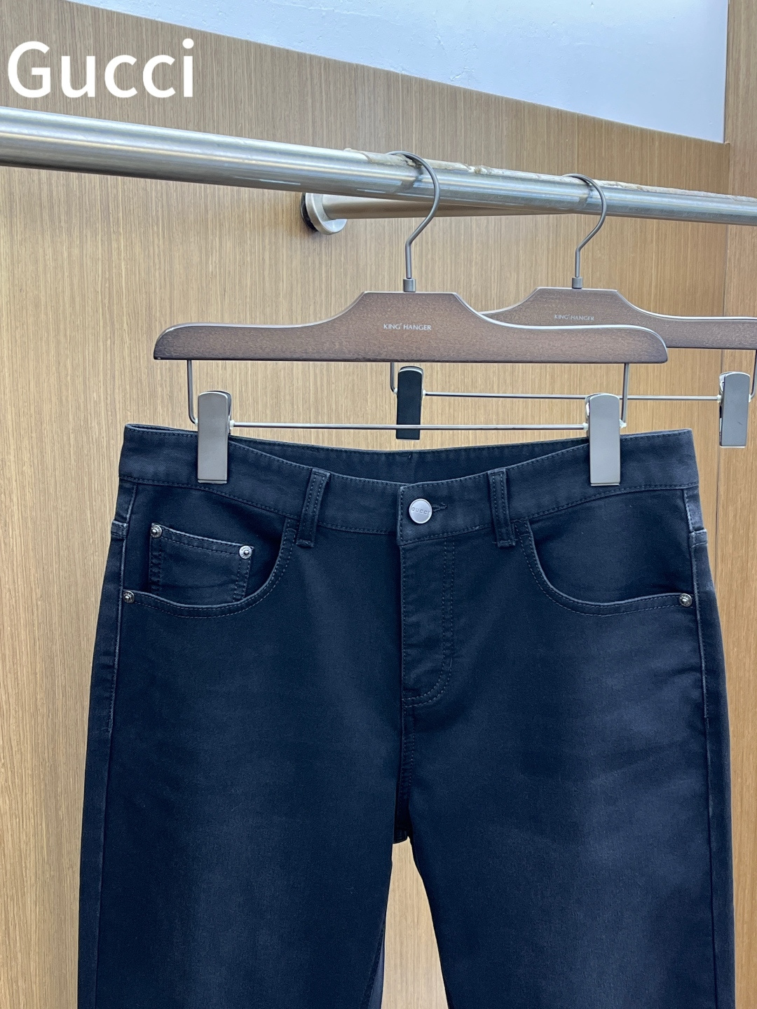 秋冬 Guc 🔥🔥秋冬新品休闲牛仔裤 官网同步发售，裤身工艺设计，进口客供辅料、面料定制，代工厂出品免检