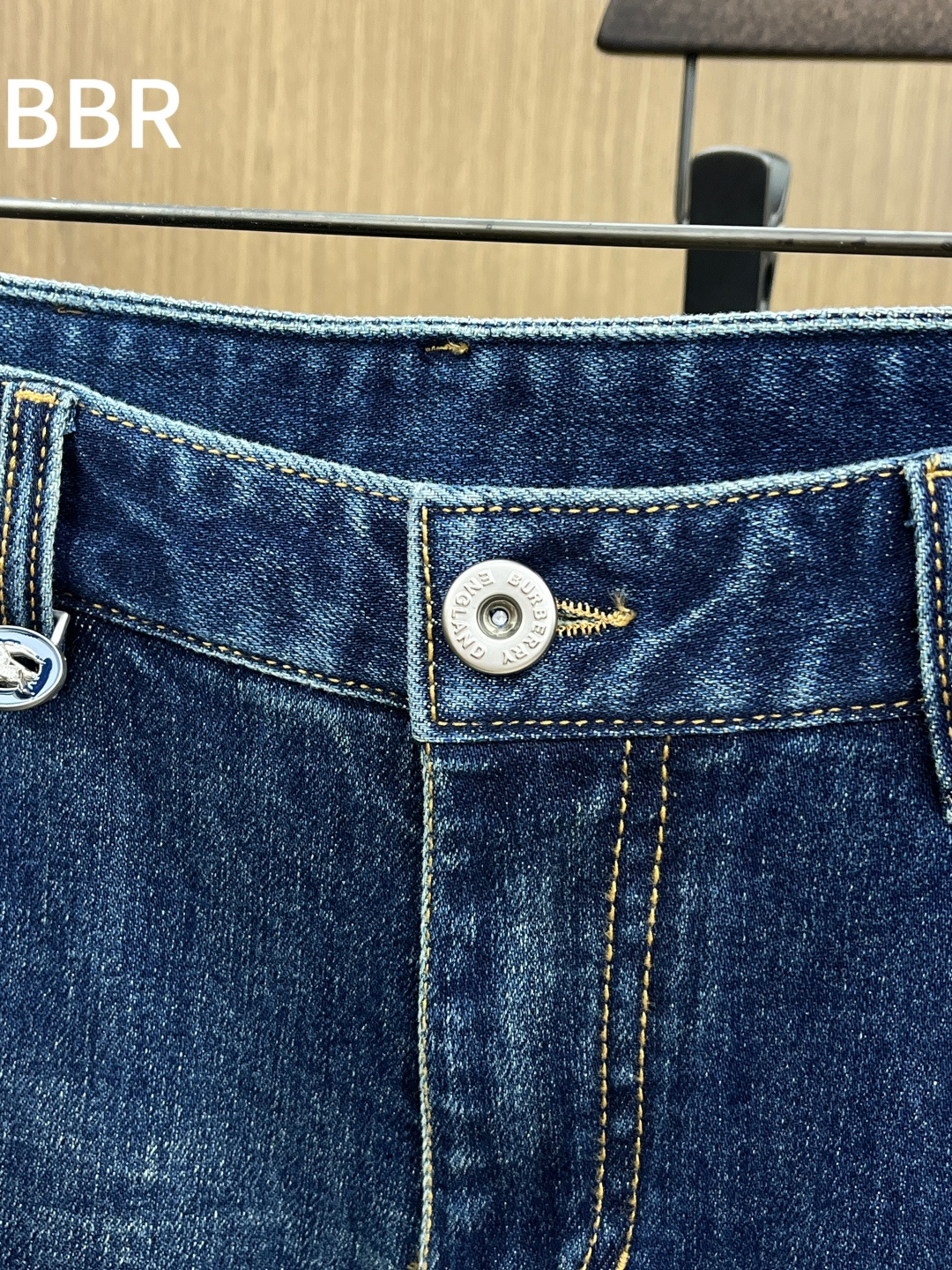 秋冬 BBR 🔥🔥秋冬新品休闲牛仔裤 官网同步发售，裤身工艺设计，进口客供辅料、面料定制，代工厂出品免检