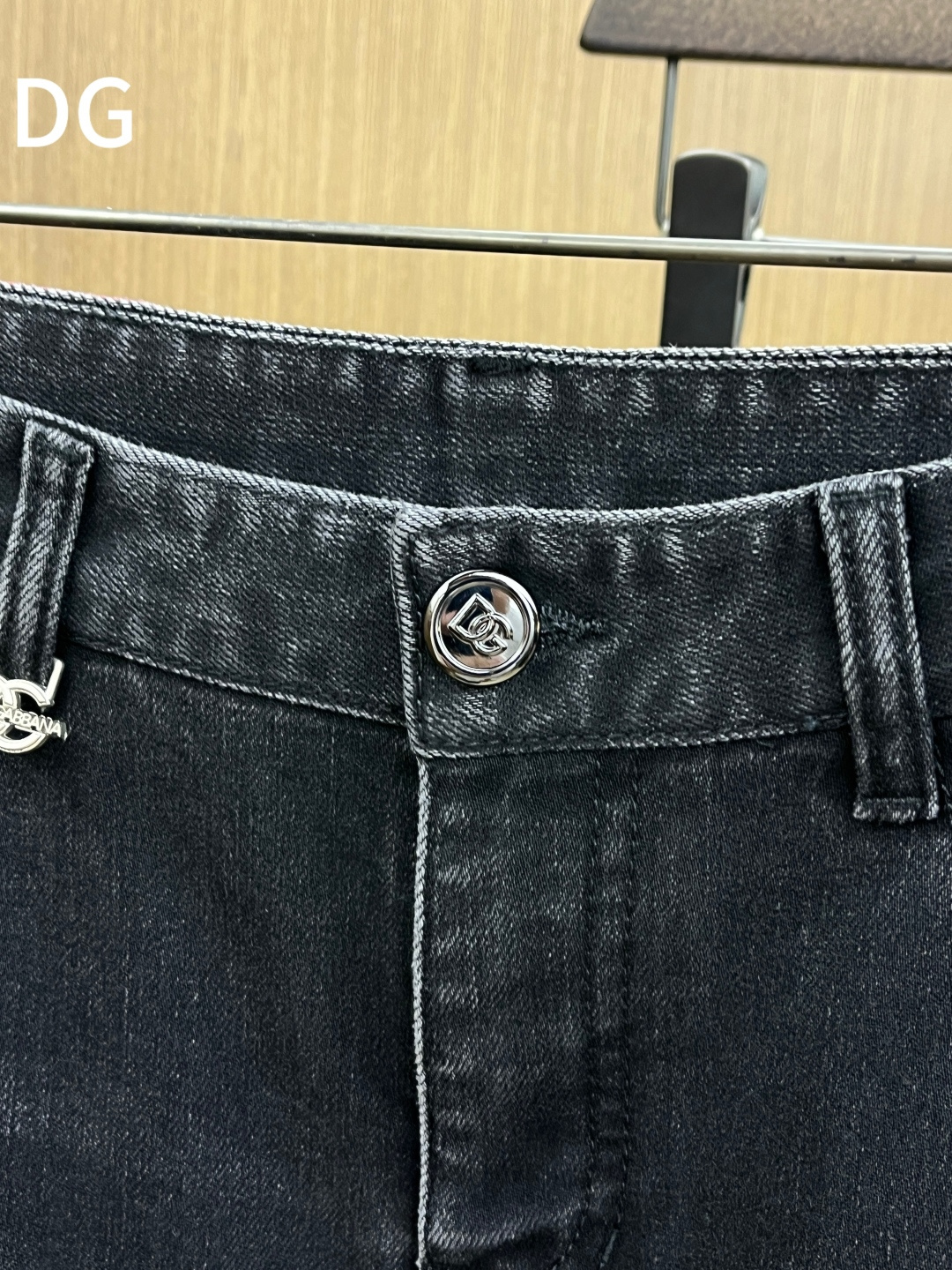 秋冬 DG 🔥🔥秋冬新品休闲牛仔裤 官网同步发售，裤身工艺设计，进口客供辅料、面料定制，代工厂出品免检！