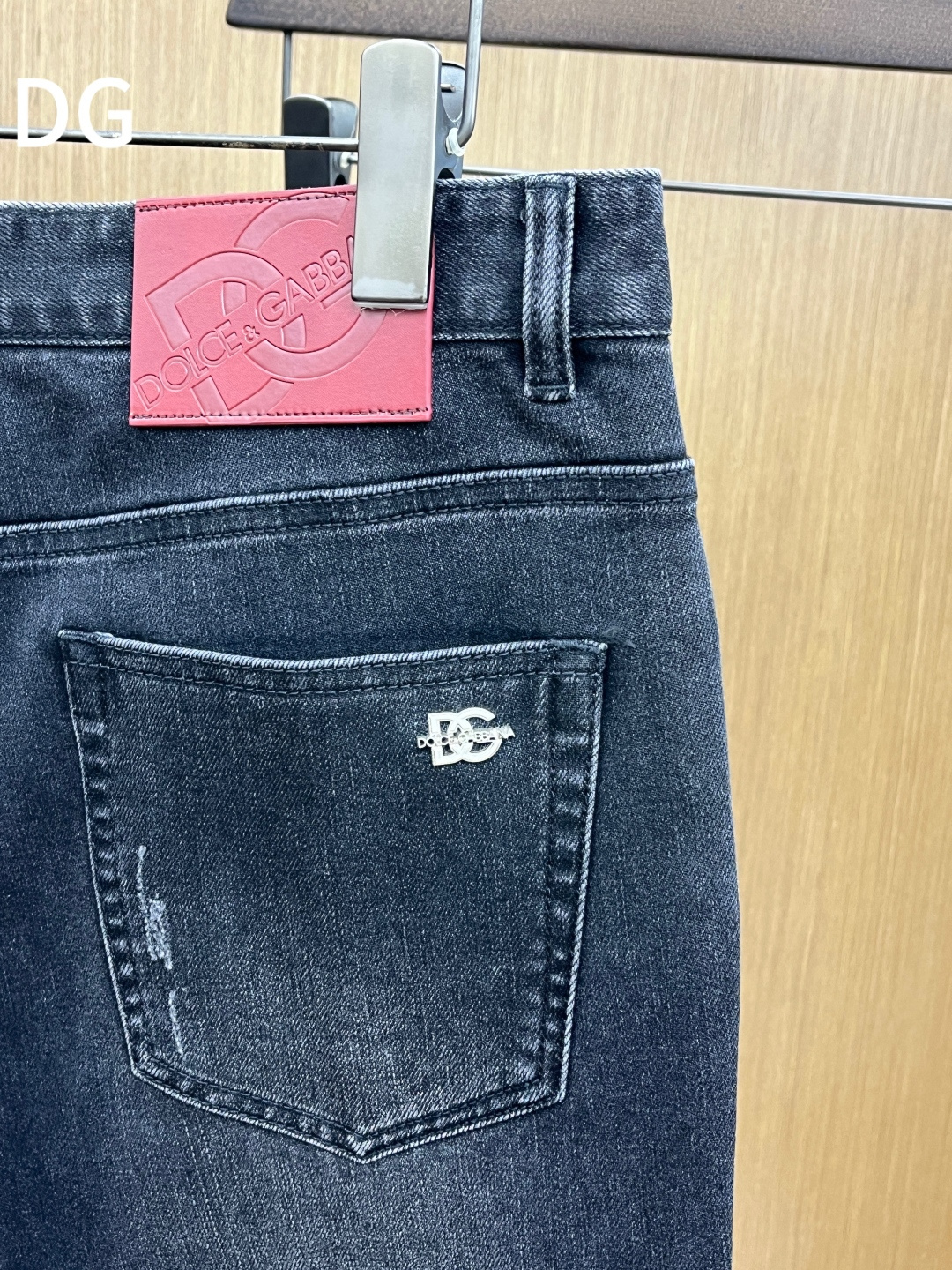 秋冬 DG 🔥🔥秋冬新品休闲牛仔裤 官网同步发售，裤身工艺设计，进口客供辅料、面料定制，代工厂出品免检！