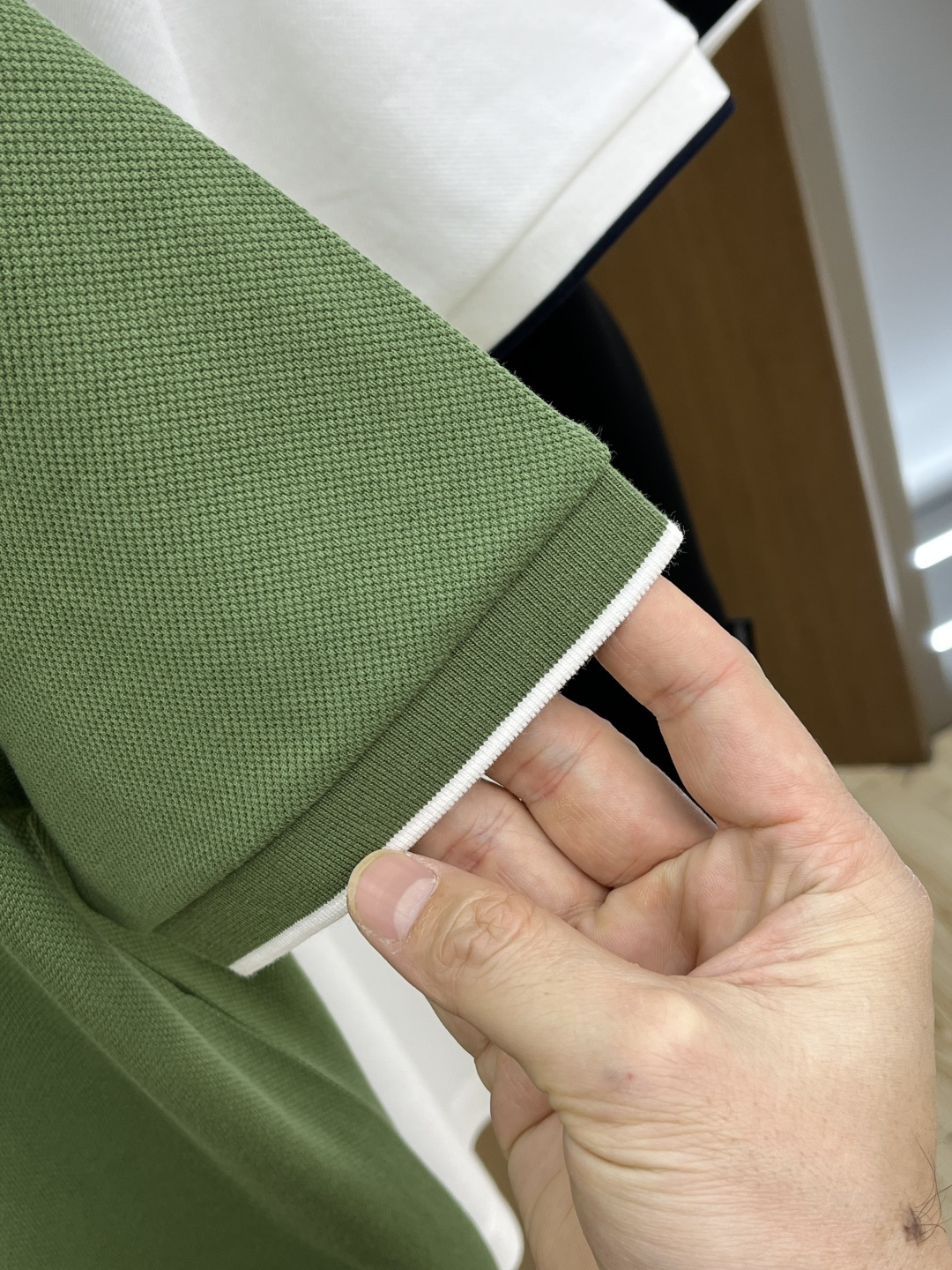 早春 DG 🔥🔥早春新款男士标识短袖Polo衫，延续经典商务休闲翻领POLO恤.该款Polo衫采用丝光双