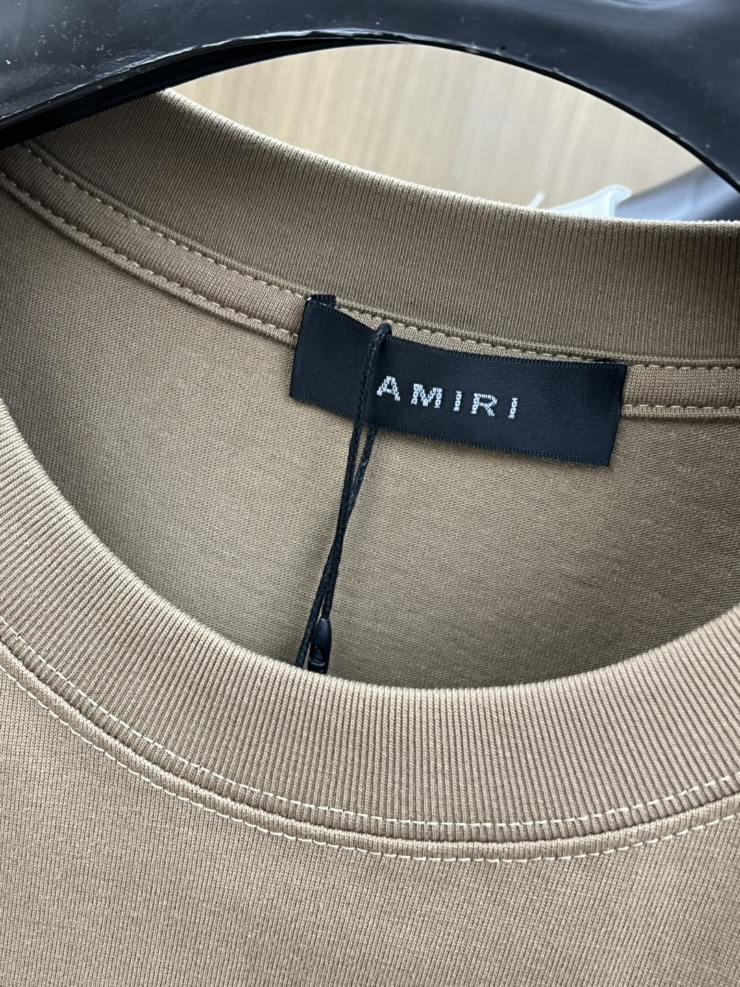 早春 AMIRI 🔥🔥春夏新款简约字母印花短袖 双纱纯棉面料 多元化搭配 是眼下时尚前沿的创新趋势 复古