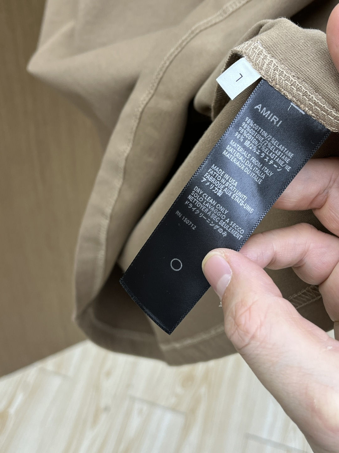 早春 AMIRI 🔥🔥春夏新款简约字母印花短袖 双纱纯棉面料 多元化搭配 是眼下时尚前沿的创新趋势 复古