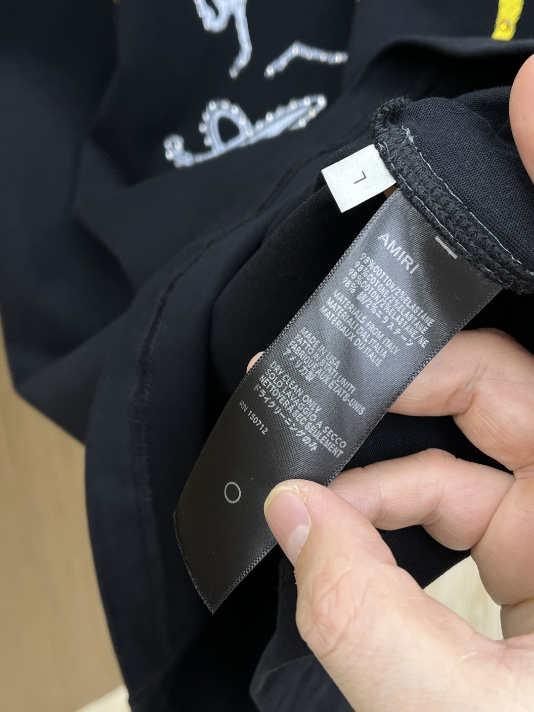 早春 AMIRI 🔥🔥春夏新款简约字母印花短袖 双纱纯棉面料 多元化搭配 是眼下时尚前沿的创新趋势 复古