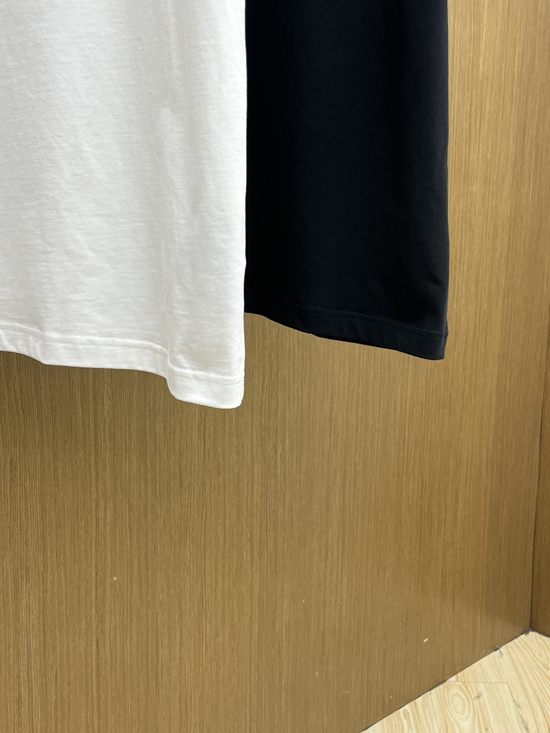 早春 AMIRI 🔥🔥春夏新款简约字母印花短袖 双纱纯棉面料 多元化搭配 是眼下时尚前沿的创新趋势 复古