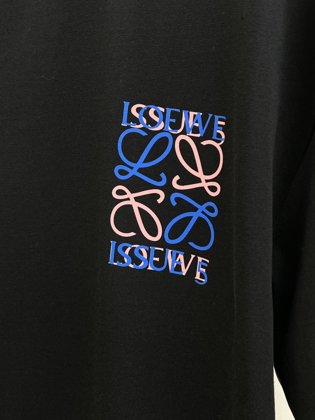 早春 Loe 🔥🔥春夏新款简约字母印花短袖 双纱纯棉面料 多元化搭配 是眼下时尚前沿的创新趋势 复古与现