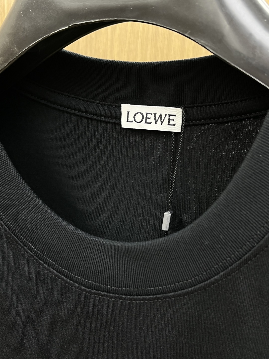 早春 Loe 🔥🔥春夏新款简约字母印花短袖 双纱纯棉面料 多元化搭配 是眼下时尚前沿的创新趋势 复古与现