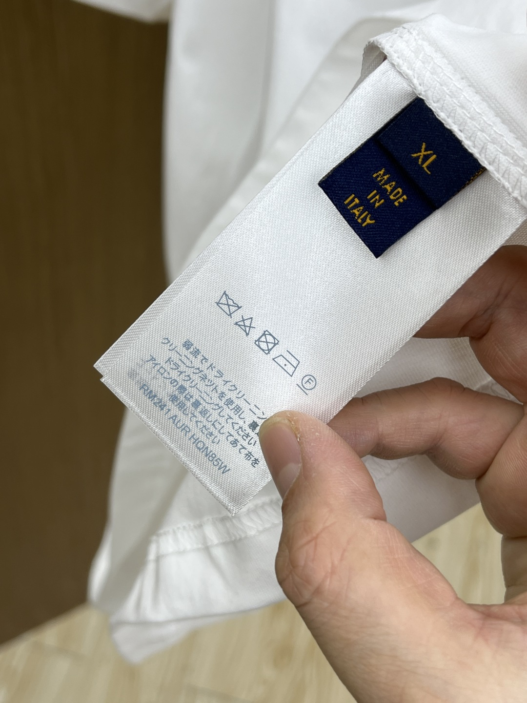 早春 LV 🔥🔥春夏新款简约字母印花短袖 双纱纯棉面料 多元化搭配 是眼下时尚前沿的创新趋势 复古与现代