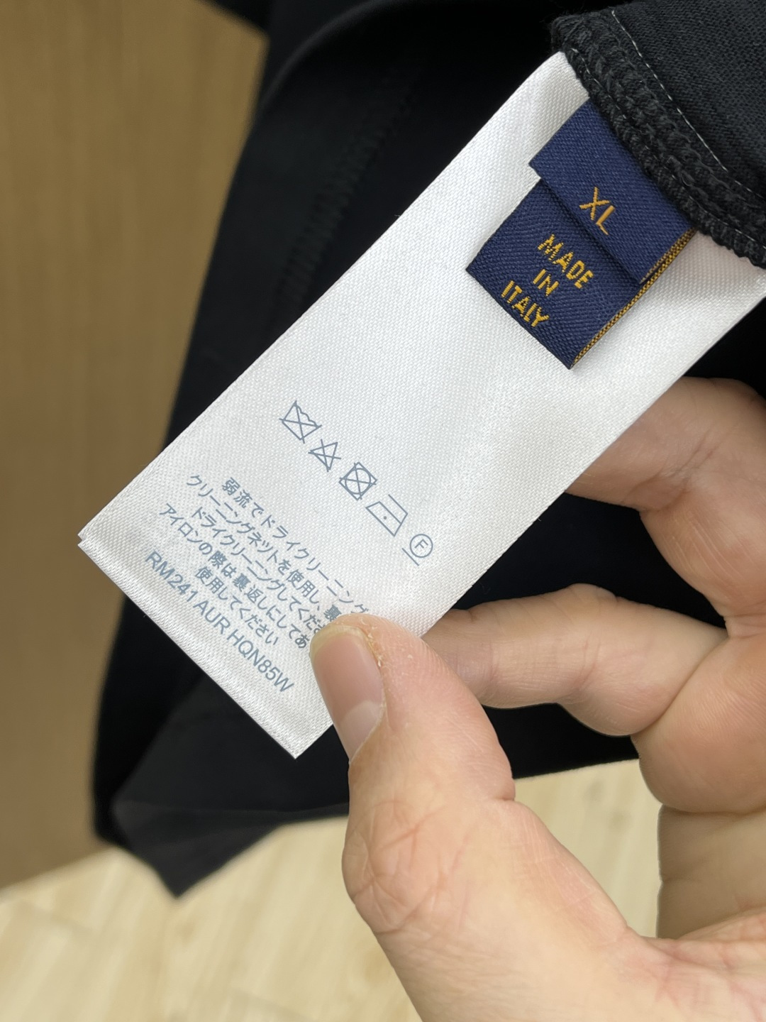 早春 LV 🔥🔥春夏新款简约字母印花短袖 双纱纯棉面料 多元化搭配 是眼下时尚前沿的创新趋势 复古与现代