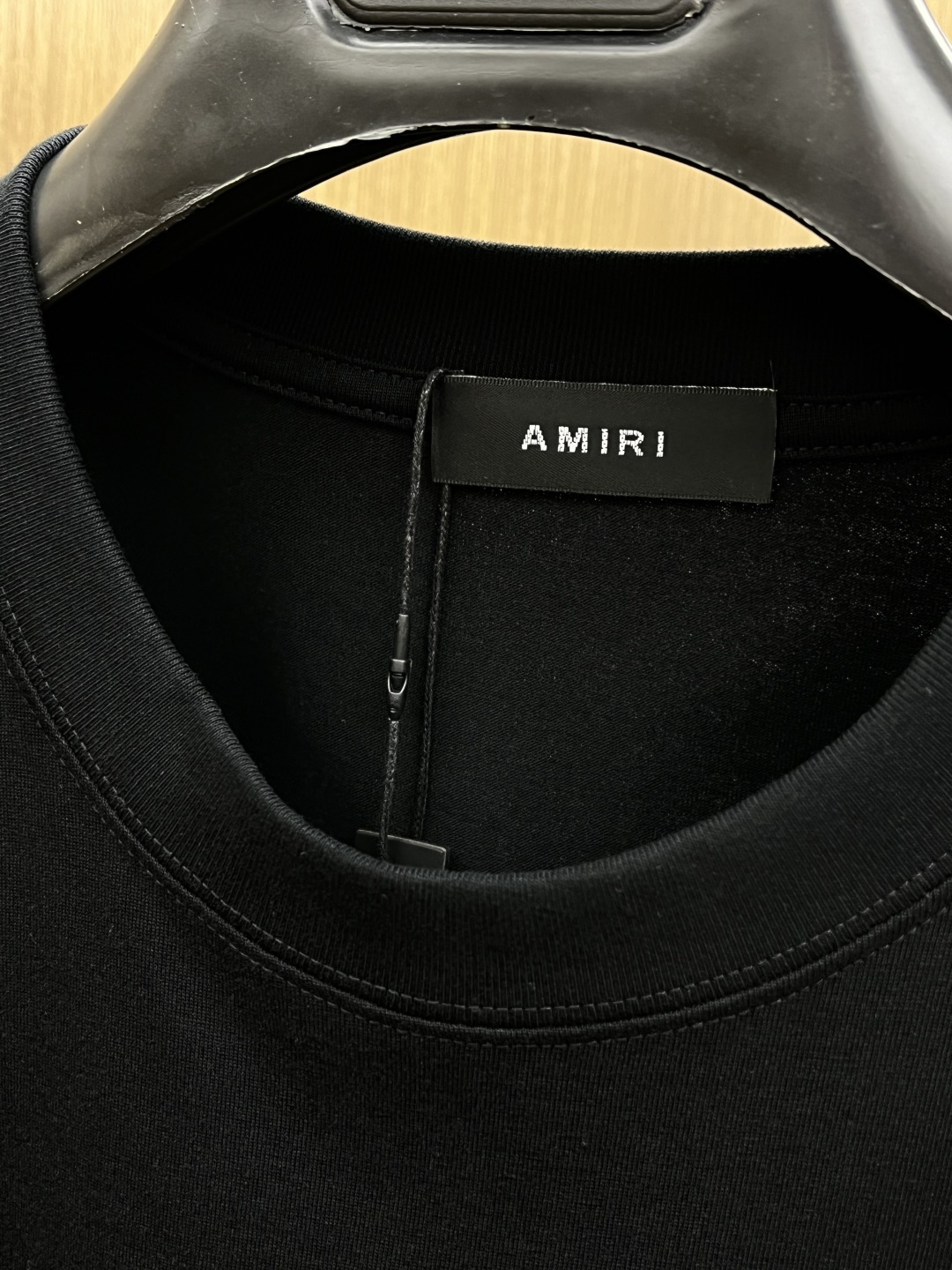 早春 AMIRI 🔥🔥春夏新款简约字母印花短袖 双纱纯棉面料 多元化搭配 是眼下时尚前沿的创新趋势 复古