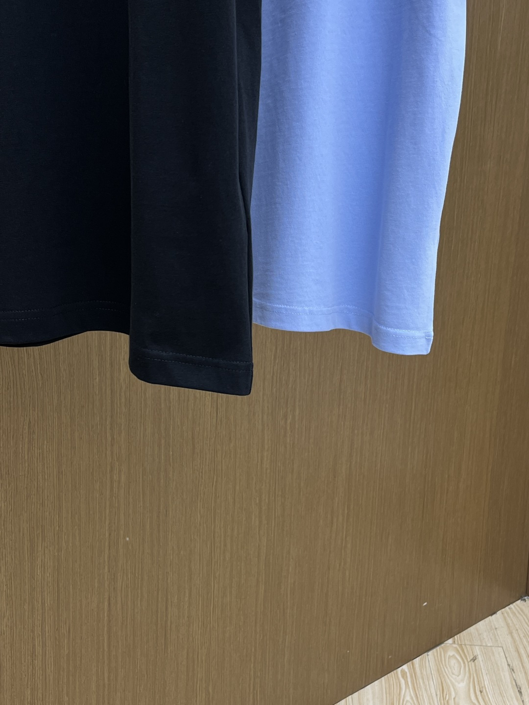 早春 CD 🔥🔥春夏新款简约字母印花短袖 双纱纯棉面料 多元化搭配 是眼下时尚前沿的创新趋势 复古与现代