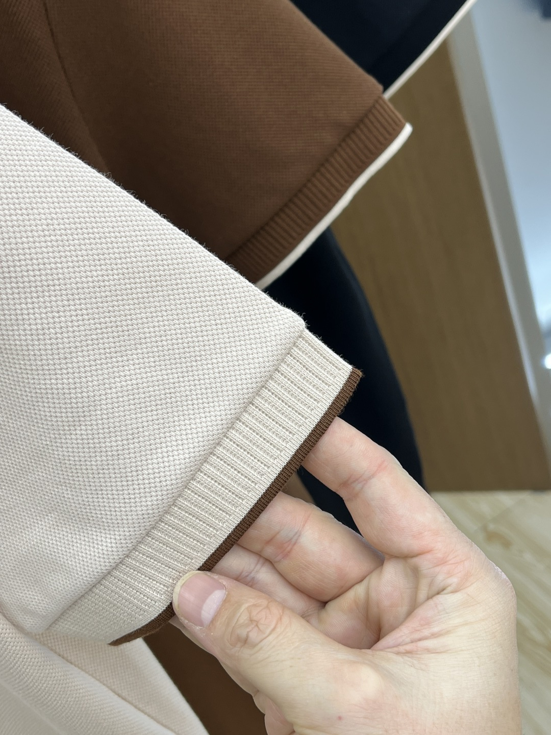 早春 Loro Piana🔥🔥早春新款男士标识短袖Polo衫，延续经典商务休闲翻领POLO恤.该款Pol