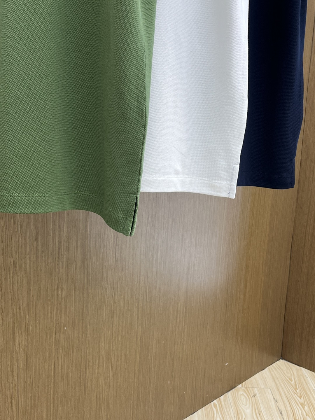 早春 LACO 🔥🔥早春新款男士标识短袖Polo衫，延续经典商务休闲翻领POLO恤.该款Polo衫采用丝