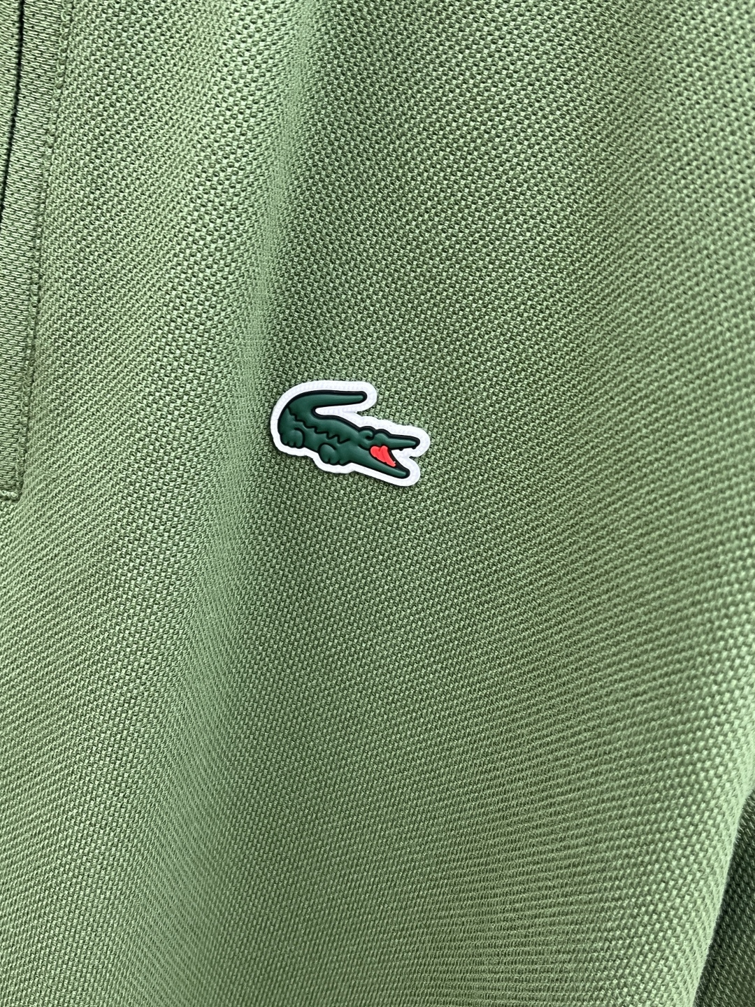 早春 LACO 🔥🔥早春新款男士标识短袖Polo衫，延续经典商务休闲翻领POLO恤.该款Polo衫采用丝