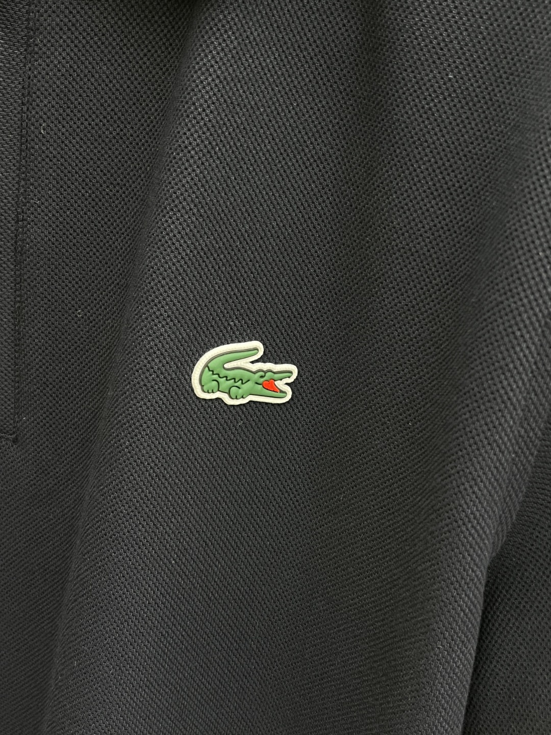 早春 Laco 🔥🔥早春新款男士标识短袖Polo衫，延续经典商务休闲翻领POLO恤.该款Polo衫采用丝