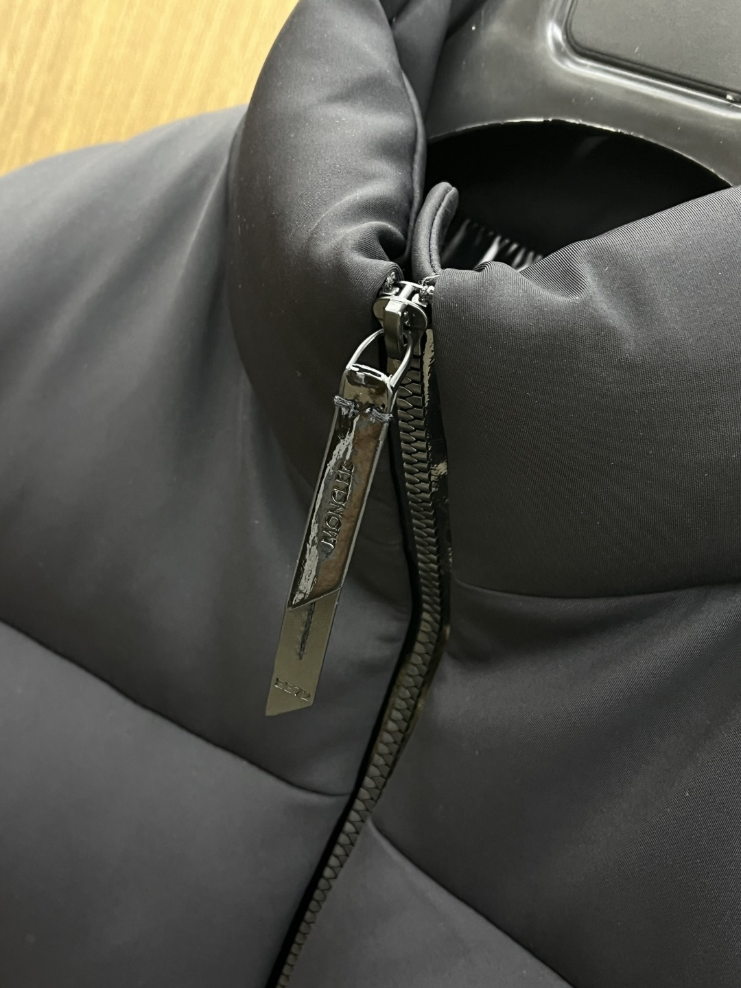 秋冬羽绒 🆕蒙口 Moncler x EE72 by Edward Enninful Otis羽绒背心马