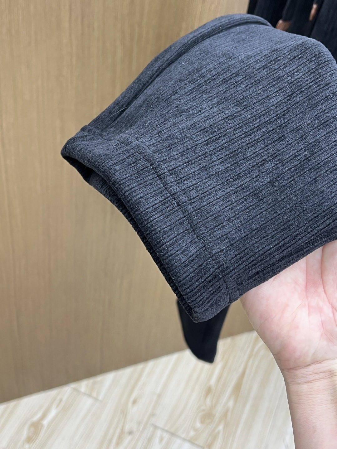 秋冬 lP🆕 🔥🔥秋冬超火休闲裤，选用欧洲进口面料，柔软舒适有质感，原版五金配件，非常炫酷，细节处理精致