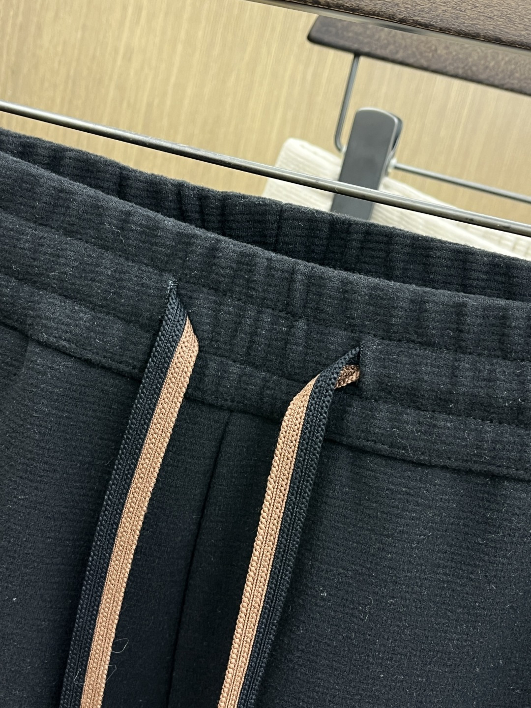 秋冬 lP🆕 🔥🔥秋冬超火休闲裤，选用欧洲进口面料，柔软舒适有质感，原版五金配件，非常炫酷，细节处理精致