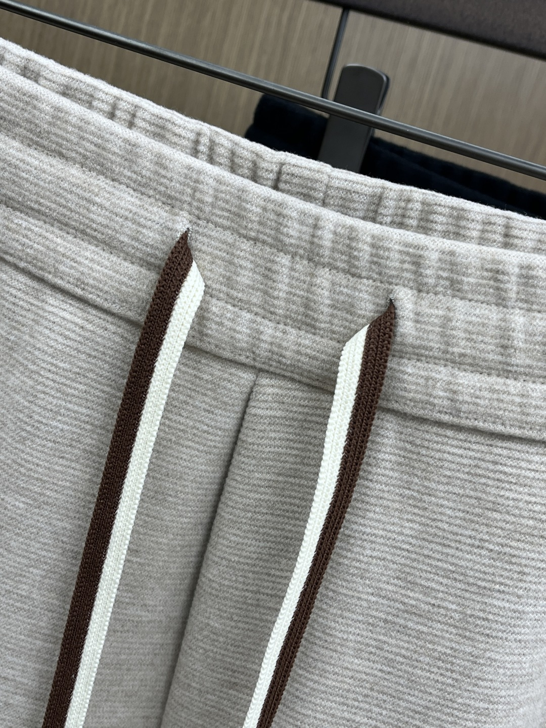 秋冬 lP🆕 🔥🔥秋冬超火休闲裤，选用欧洲进口面料，柔软舒适有质感，原版五金配件，非常炫酷，细节处理精致