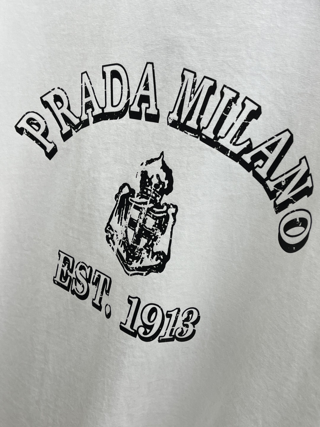 早春 PD 🔥🔥春夏新款简约字母印花短袖 双纱纯棉面料 多元化搭配 是眼下时尚前沿的创新趋势 复古与现代