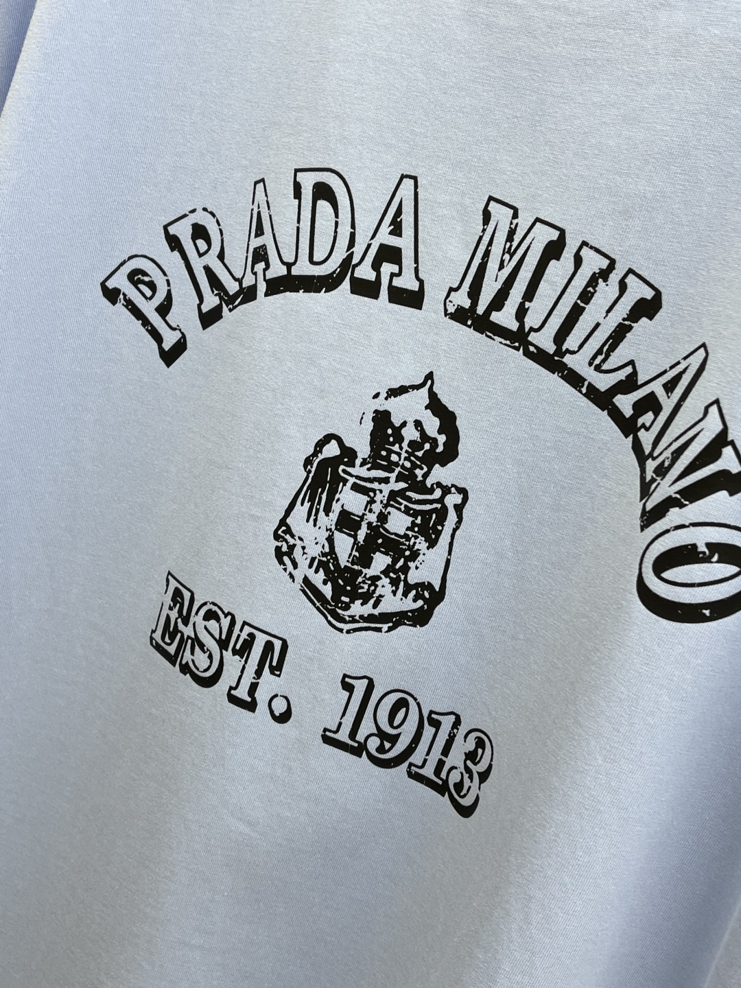 早春 PD 🔥🔥春夏新款简约字母印花短袖 双纱纯棉面料 多元化搭配 是眼下时尚前沿的创新趋势 复古与现代