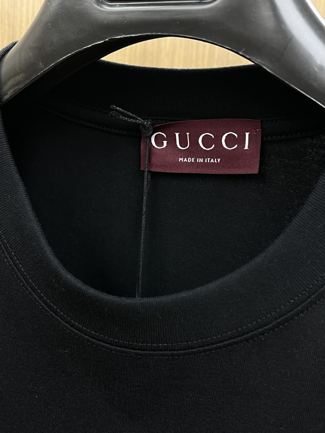 早春 GUc 🔥🔥春夏新款简约字母印花短袖 双纱纯棉面料 多元化搭配 是眼下时尚前沿的创新趋势 复古与现