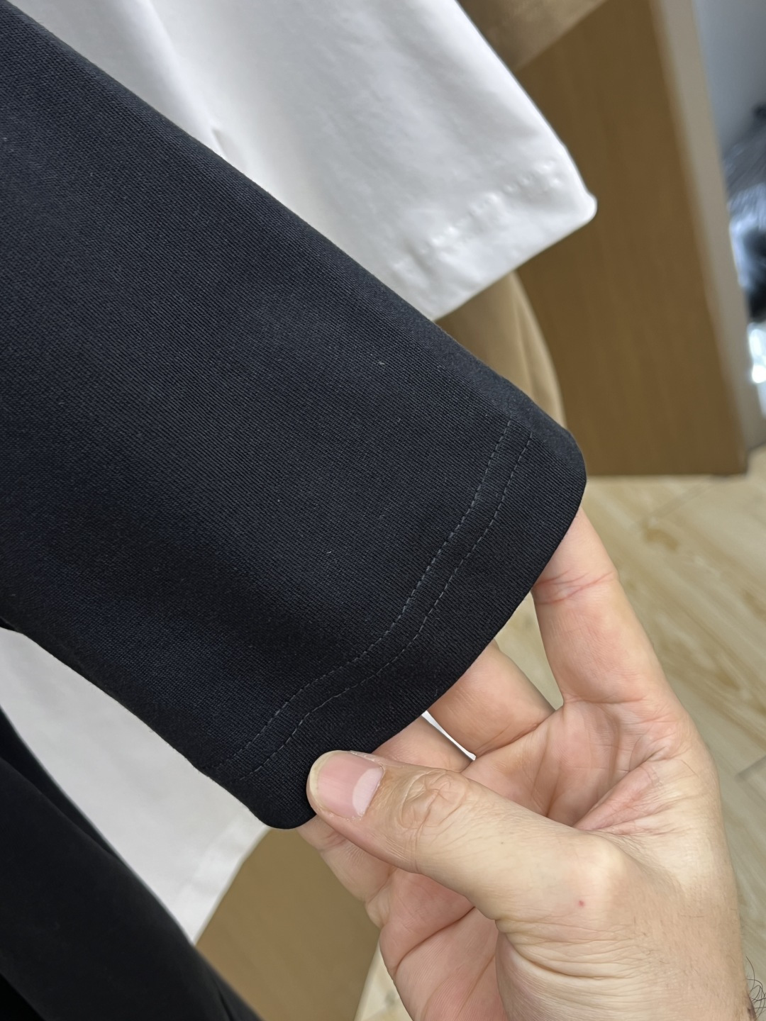 早春 GUc 🔥🔥春夏新款简约字母印花短袖 双纱纯棉面料 多元化搭配 是眼下时尚前沿的创新趋势 复古与现